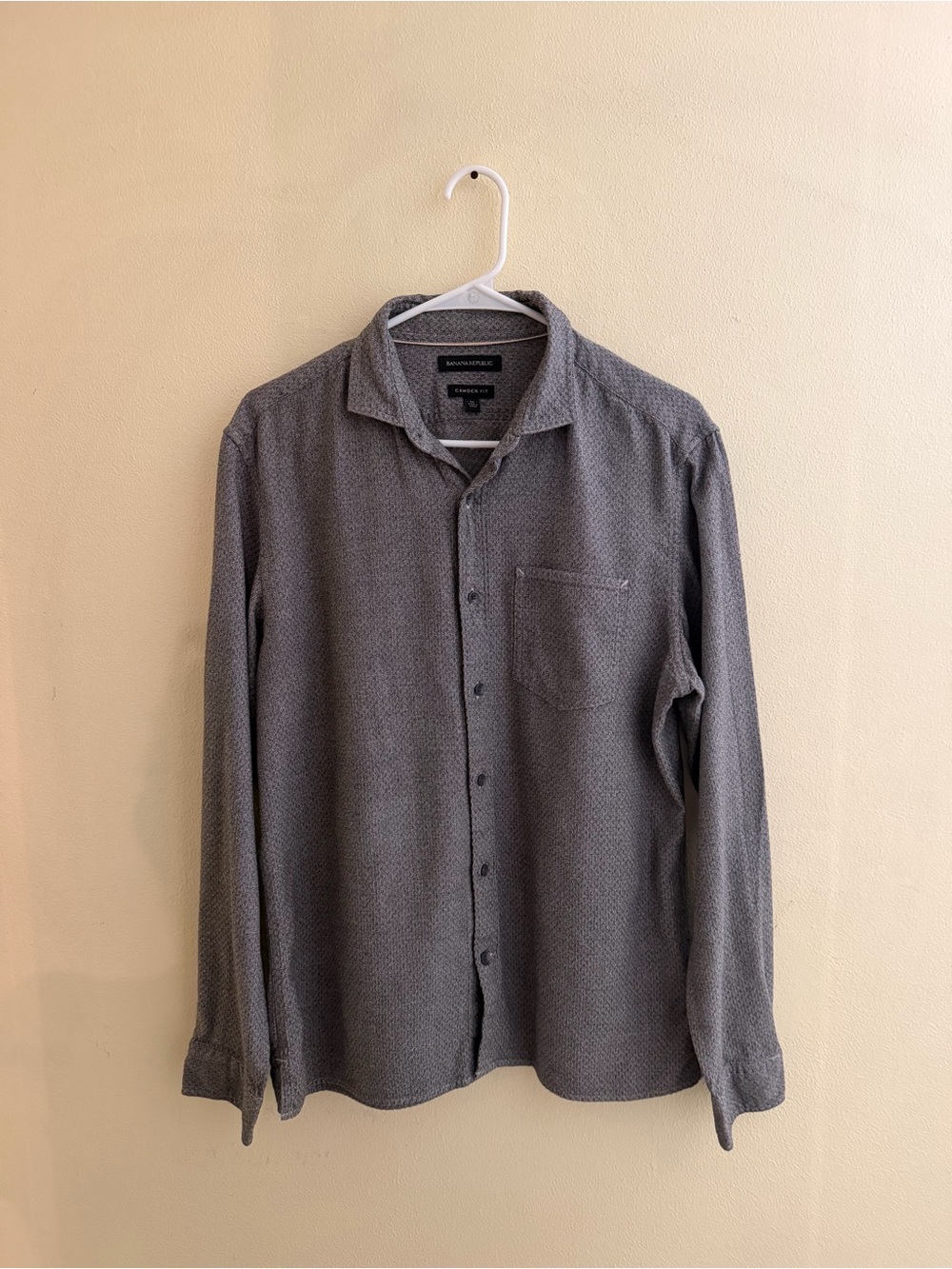 Banana Republic Camden Fit Shirt Men’s Gray Micro Print Long Sleeve Button Up